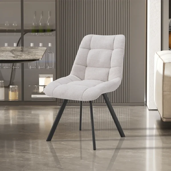 CHAISE DE SALLE A MANGER CAPITONNEE BEIGE
